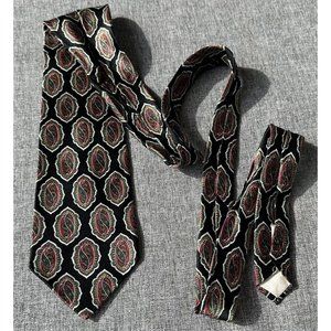 Sinsabang Silk Tie Black Geometric Design